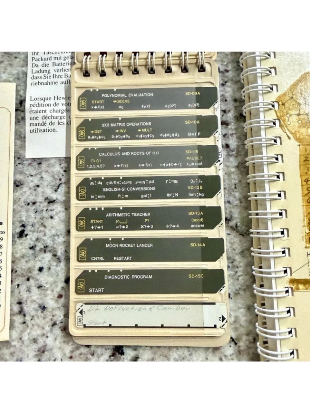 Vtg HP-67 Hewlett Packard Programmable Calculator Magnetic Cards Manuals Box